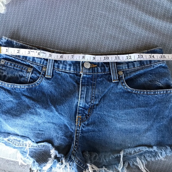 Ralph Lauren ripped denim jean shorts - Picture 3 of 4